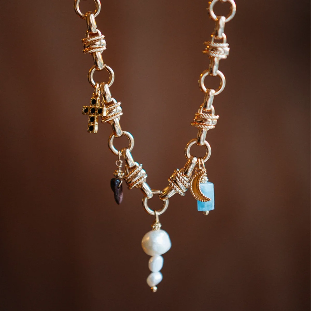 Collier Jayaa - Précieuses breloques