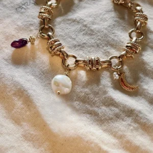 Bracelet Jayaa - Précieuses breloques