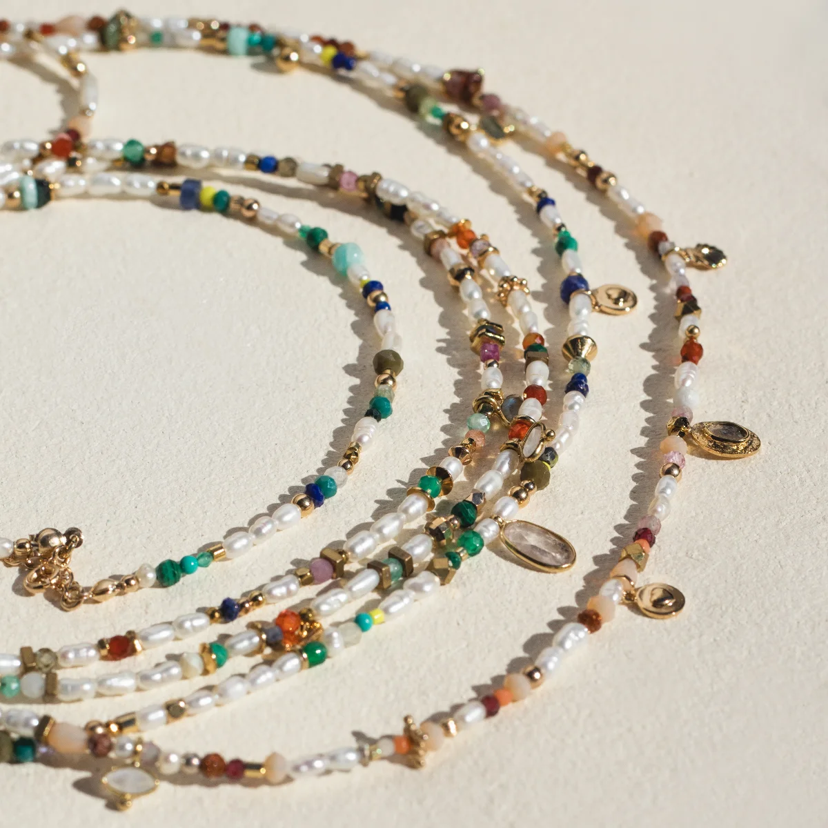Sautoir Zazie - Perles de culture & Pierres – Image 2